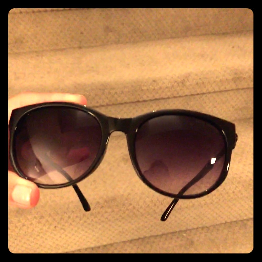 Louis Vuitton Authentic Sunglasses